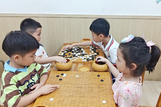 高手過招，步步驚險_副本.jpg